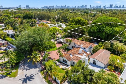 Land in Miami Beach, Florida № 1924869 - photo 5