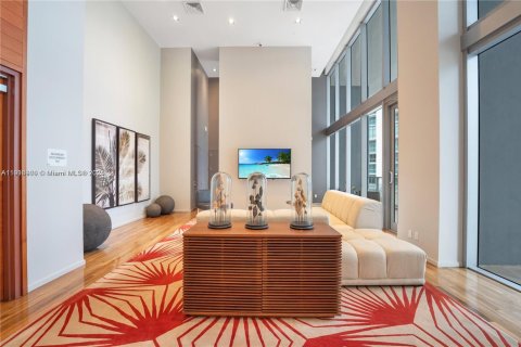 Condominio en alquiler en Miami, Florida, 1 dormitorio, 64.66 m2 № 2055030 - foto 22