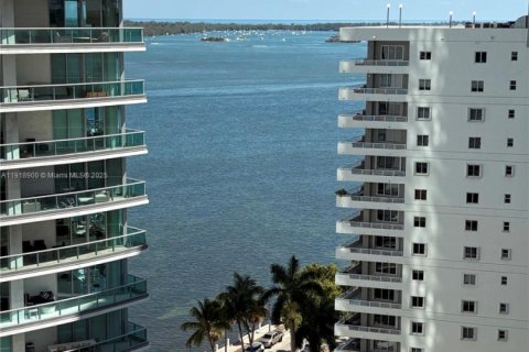 Condominio en alquiler en Miami, Florida, 1 dormitorio, 64.66 m2 № 2055030 - foto 12
