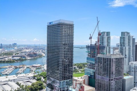 Copropriété à vendre à Miami, Floride: 34.75 m2 № 2037992 - photo 12