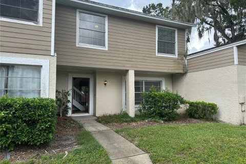 Touwnhouse à Lutz, Floride 4 chambres, 140.28 m2 № 2342137