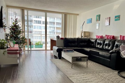 Copropriété à vendre à Aventura, Floride: 1 chambre, 93.37 m2 № 2056638 - photo 5