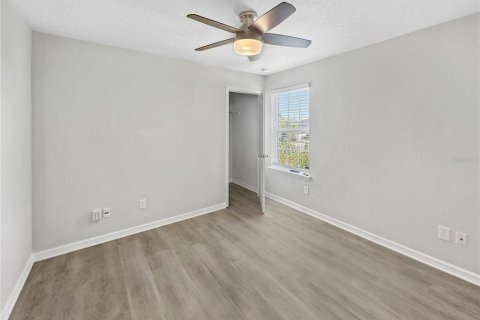 Villa ou maison à louer à Sanford, Floride: 4 chambres, 200.76 m2 № 2100569 - photo 7