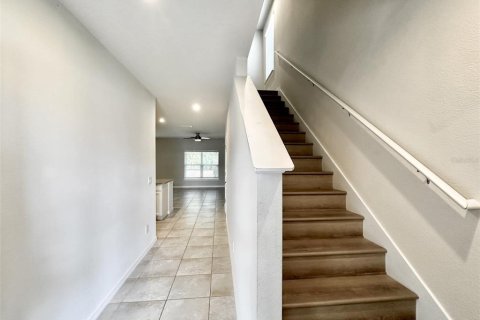 Villa ou maison à louer à Sanford, Floride: 4 chambres, 200.76 m2 № 2100569 - photo 2