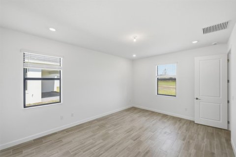 Casa en venta en Port St. Lucie, Florida, 4 dormitorios, 179.95 m2 № 2168379 - foto 13