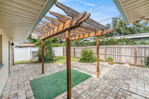 Casa en venta en Kenneth City, Florida, 3 dormitorios, 160.16 m2 № 1909494 - foto 26