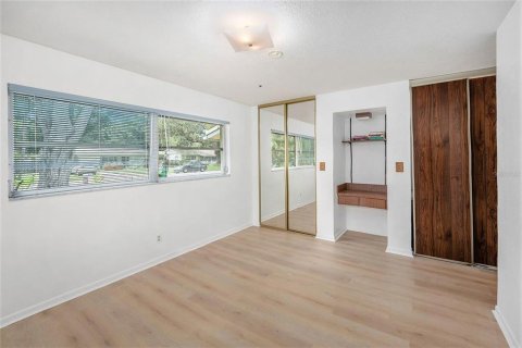 Casa en venta en Kenneth City, Florida, 3 dormitorios, 160.16 m2 № 1909494 - foto 18