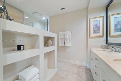 Condo in Ave Maria, Florida, 2 bedrooms  № 1991410 - photo 19