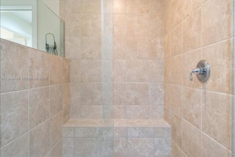 Condo in Ave Maria, Florida, 2 bedrooms  № 1991410 - photo 21