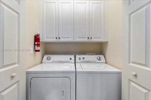 Condo in Ave Maria, Florida, 2 bedrooms  № 1991410 - photo 24