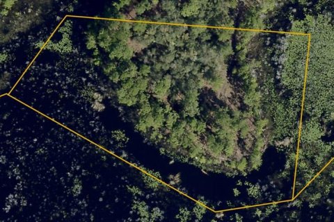 Terreno en venta en Deltona, Florida № 792217 - foto 1