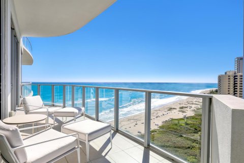 Condo in Riviera Beach, Florida, 2 bedrooms № 2249591