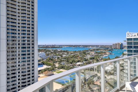Condo in Riviera Beach, Florida, 2 bedrooms  № 2249591 - photo 4