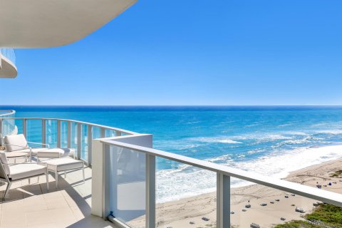 Condo in Riviera Beach, Florida, 2 bedrooms  № 2249591 - photo 21