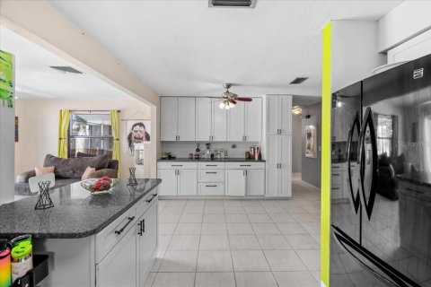 Casa en venta en Saint Petersburg, Florida, 2 dormitorios, 134.71 m2 № 1619147 - foto 8