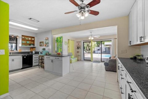 Casa en venta en Saint Petersburg, Florida, 2 dormitorios, 134.71 m2 № 1619147 - foto 19