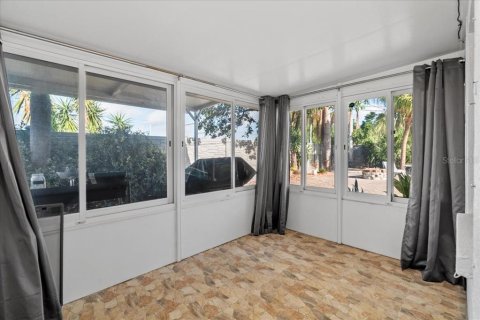 Casa en venta en Saint Petersburg, Florida, 2 dormitorios, 134.71 m2 № 1619147 - foto 22