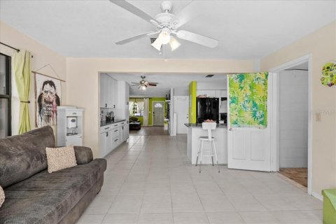 Casa en venta en Saint Petersburg, Florida, 2 dormitorios, 134.71 m2 № 1619147 - foto 20