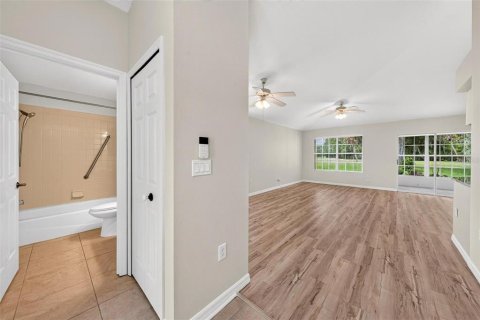 Casa en venta en Tavares, Florida, 3 dormitorios, 133.78 m2 № 2230919 - foto 9