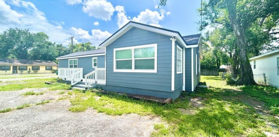 Villa ou maison à Tampa, Floride 3 chambres, 124.02 m2 № 2167162