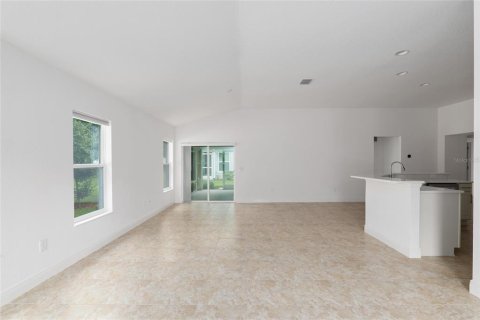 Villa ou maison à louer à Oxford, Floride: 2 chambres, 140.65 m2 № 2354229 - photo 5