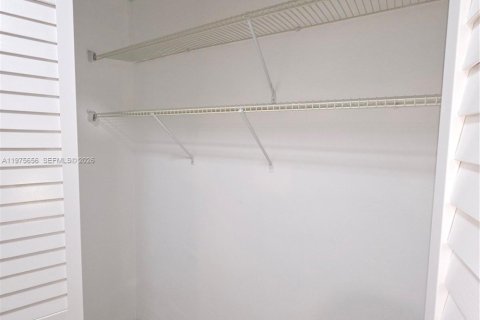 Copropriété à louer à North Miami, Floride: 1 chambre, 66.33 m2 № 2038528 - photo 15