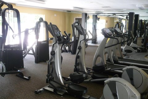 Copropriété à louer à North Miami, Floride: 1 chambre, 66.33 m2 № 2038528 - photo 9