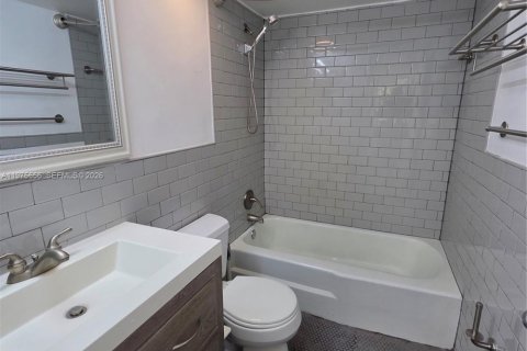 Copropriété à louer à North Miami, Floride: 1 chambre, 66.33 m2 № 2038528 - photo 26