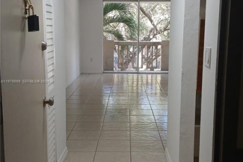 Copropriété à louer à North Miami, Floride: 1 chambre, 66.33 m2 № 2038528 - photo 12