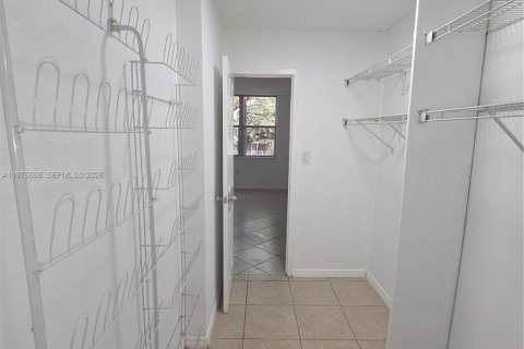 Copropriété à louer à North Miami, Floride: 1 chambre, 66.33 m2 № 2038528 - photo 23