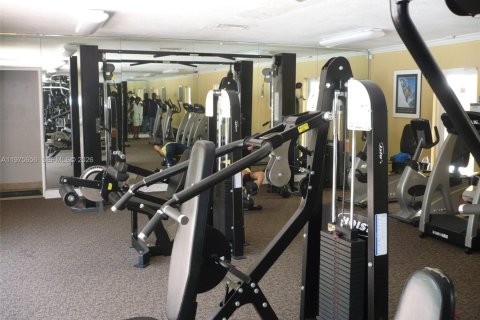 Copropriété à louer à North Miami, Floride: 1 chambre, 66.33 m2 № 2038528 - photo 10