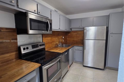 Copropriété à louer à North Miami, Floride: 1 chambre, 66.33 m2 № 2038528 - photo 18