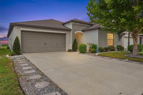 House in Ruskin, Florida 4 bedrooms, 179.77 sq.m. № 2373628