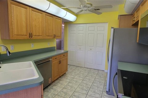 Casa en venta en Hudson, Florida, 2 dormitorios, 152.73 m2 № 1912113 - foto 12