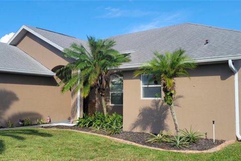 Casa en venta en Hudson, Florida, 2 dormitorios, 152.73 m2 № 1912113 - foto 4