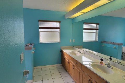 Casa en venta en Hudson, Florida, 2 dormitorios, 152.73 m2 № 1912113 - foto 29