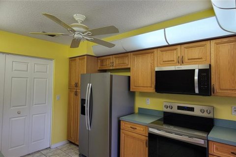 Casa en venta en Hudson, Florida, 2 dormitorios, 152.73 m2 № 1912113 - foto 13