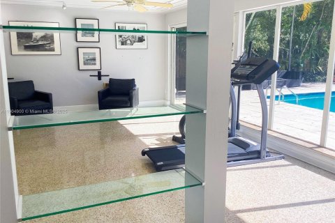 Casa en venta en Miami Shores, Florida, 5 dormitorios, 268.67 m2 № 2053443 - foto 14