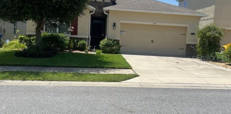 House in Winter Haven, Florida 4 bedrooms, 193.24 sq.m. № 1849802