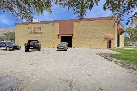 Immobilier commercial à Miami, Floride № 1982989