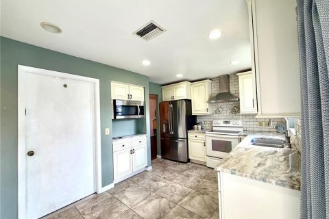Condo in Bradenton, Florida, 3 bedrooms  № 2378966 - photo 13