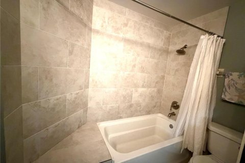Condo in Bradenton, Florida, 3 bedrooms  № 2378966 - photo 29