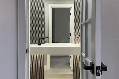 Купить виллу или дом в Окои, Флорида 10 комнат, 276.01м2, № 2355037 - фото 9