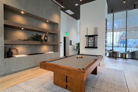 Condo in Miami, Florida, 1 bedroom  № 1994553 - photo 11