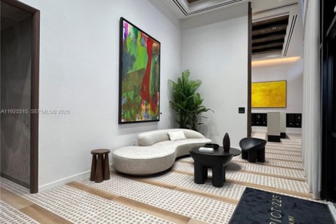 Condo in Miami, Florida, 1 bedroom  № 1994553 - photo 2