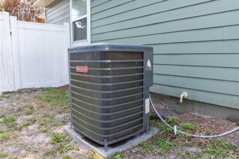 Casa en venta en Alachua, Florida, 3 dormitorios, 118.45 m2 № 2145294 - foto 29