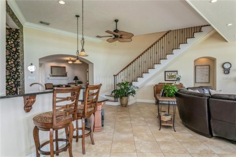 House in Treasure Island, Florida 4 bedrooms, 473.43 sq.m. № 1616396 - photo 12