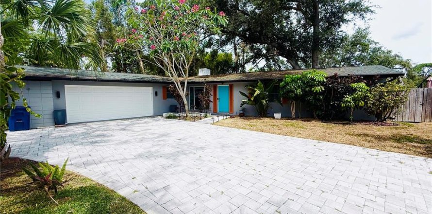 Casa en South Pasadena, Florida 3 dormitorios, 115.85 m2 № 1670152