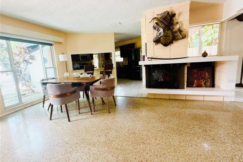 Casa en venta en South Pasadena, Florida, 3 dormitorios, 115.85 m2 № 1670152 - foto 5