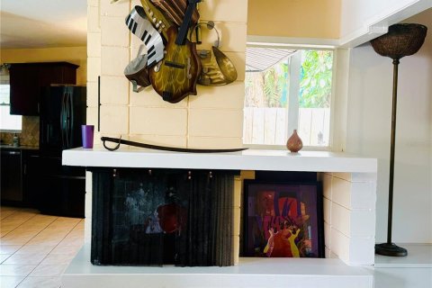 Casa en venta en South Pasadena, Florida, 3 dormitorios, 115.85 m2 № 1670152 - foto 9